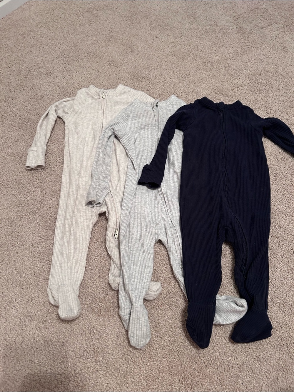 Old Navy Ribbed Footie Pjs 3-6mo